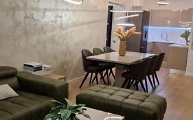 Capsula Luxury Apartment Umag